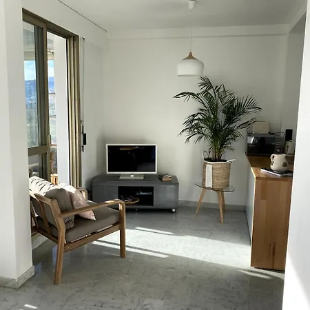 Apartment T2 Front De